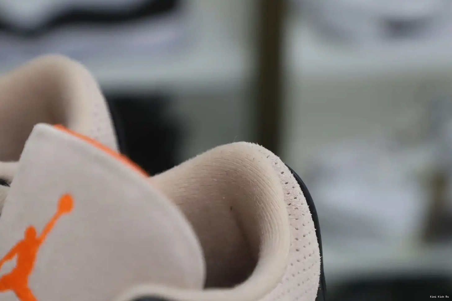 AIR DESERT Kimikick CT8532 CEMENT JORDAN 3 0511